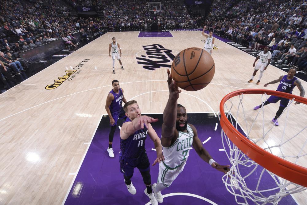 足坛一夜动 足坛一夜动