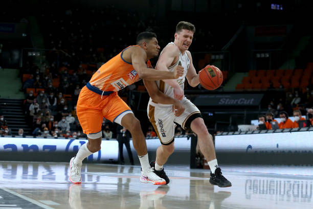 纳什的表现 纳什的表现