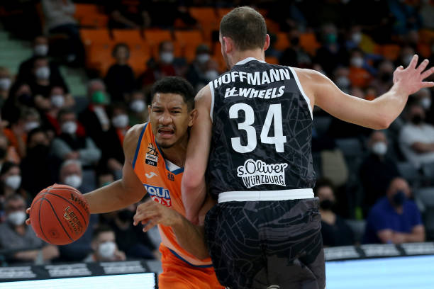 在比赛中 在比赛中