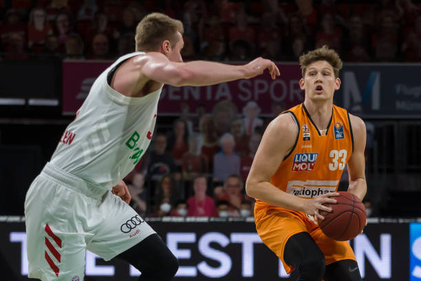 情绪明显波 情绪明显波